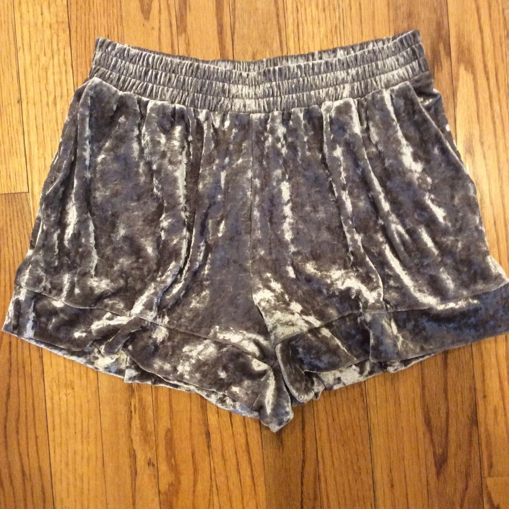 Ark & Co Crushed Velvet Lounge Shorts in Gray